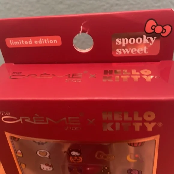 NWT limited edition The Crème shop x Hello Kitty pumpkin beauty bundle - Picture 9 of 9